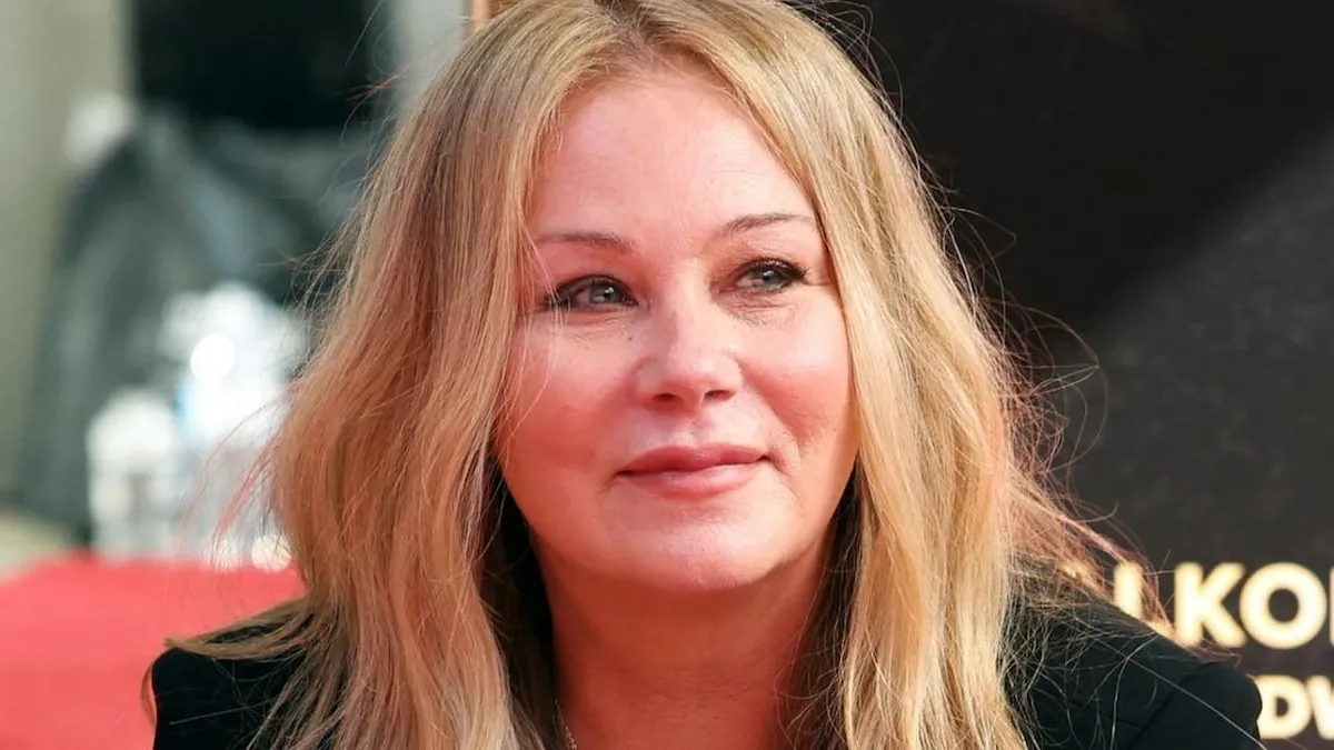 Christina Applegate habla sobre el empeoramiento de su esclerosis múltiple.