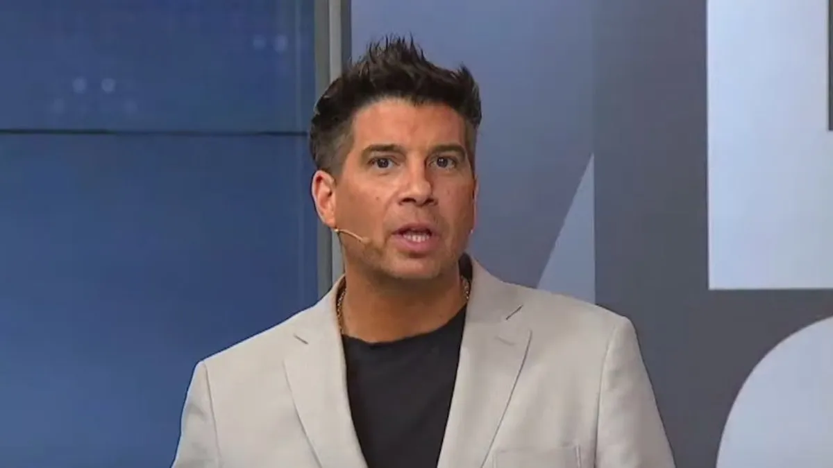 Micrófono abierto revela secretos de Mario Velasco sobre Pinilla y García-Huidobro en vivo