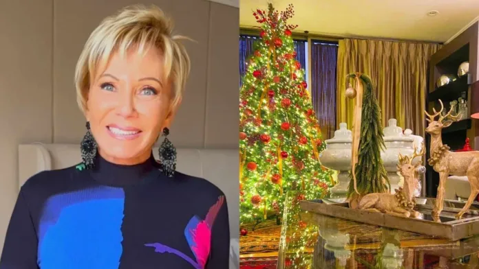 Raquel Argandoña deslumbra con su espectacular árbol de Navidad en casa.