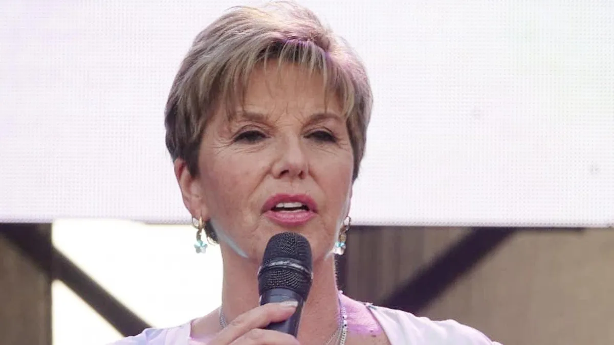 Paulina Nin recuerda a su exesposo: 'Siempre estarás en nuestros corazones'.