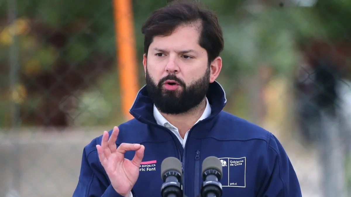 ¿Qué revelan los correos entre Gabriel Boric y su denunciante sobre su relación?