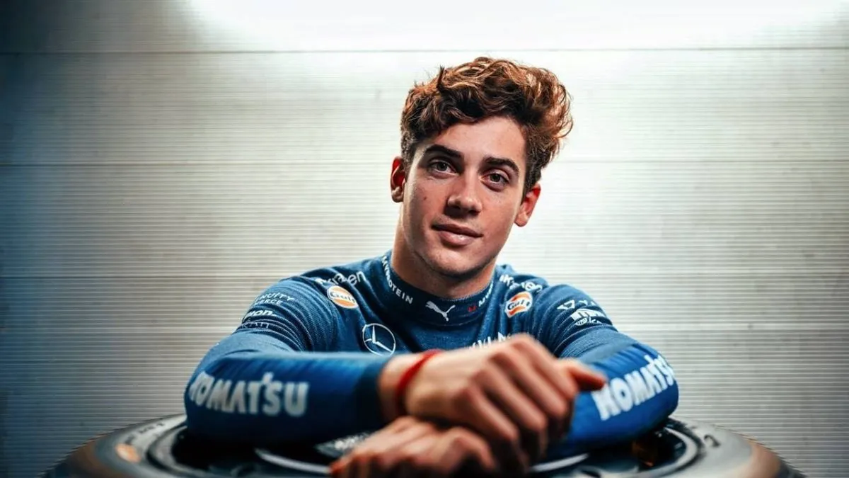 Franco Colapinto aviva rumores sobre su interés por la China Suárez.