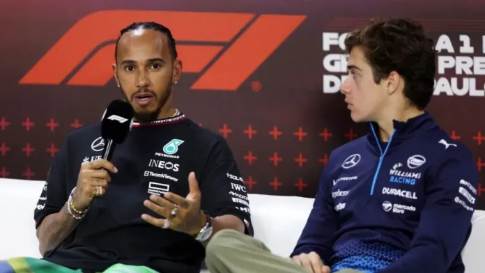 Lewis Hamilton apoya a Franco Colapinto tras el accidente en Las Vegas.