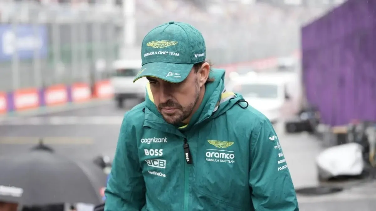 El jefe de Aston Martin reacciona a los decepcionantes resultados de Alonso.