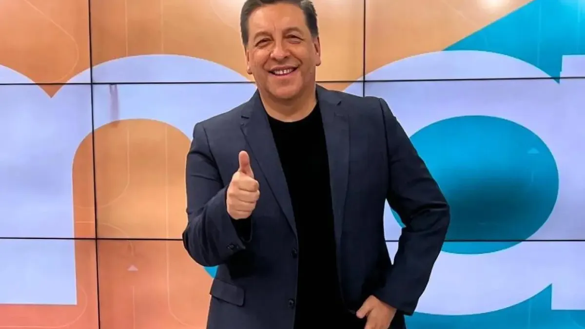 Julio César Rodríguez presenta a su nueva pareja chilena en redes sociales.