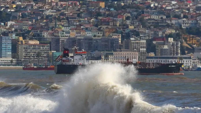 El Centro Meteorológico Marítimo de Valparaíso prevé oleaje tranquilo para mañana.