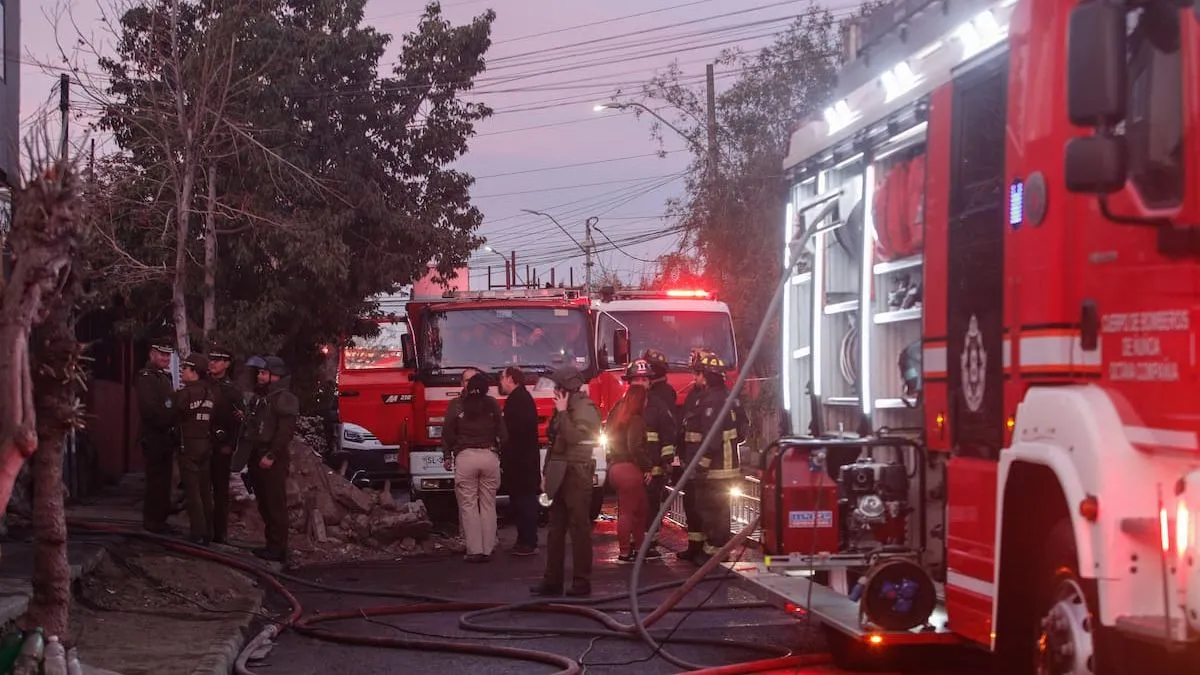 Tragedia en Pelequén: incendio arrasa viviendas y deja una víctima fatal