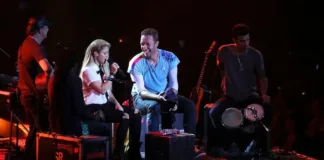 Shakira revela cómo Chris Martin la apoyó tras su ruptura con Piqué.