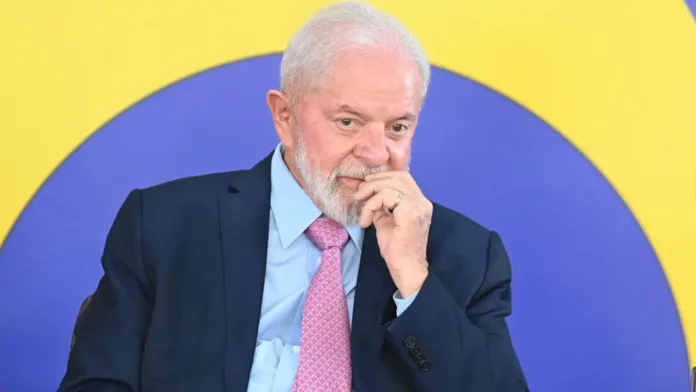 Lula da Silva se recupera satisfactoriamente tras su reciente operación cerebral.