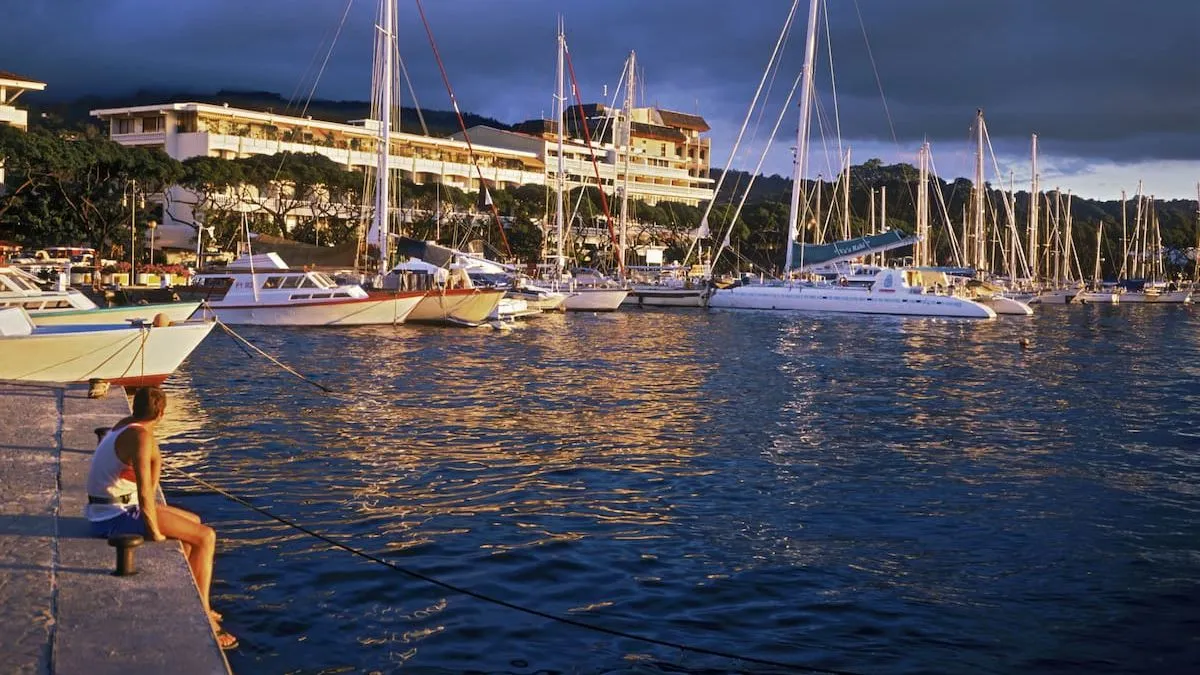 Detienen a tripulación de barco pesquero español en Tahití por narcotráfico internacional