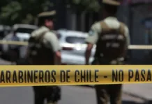 Hombre de 50 años fallece apuñalado en riña en calle 10 de Julio.