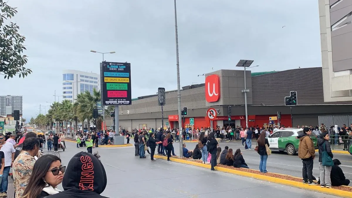 Evacuación en Mall Vivo Coquimbo finaliza sin hallazgos de explosivos.
