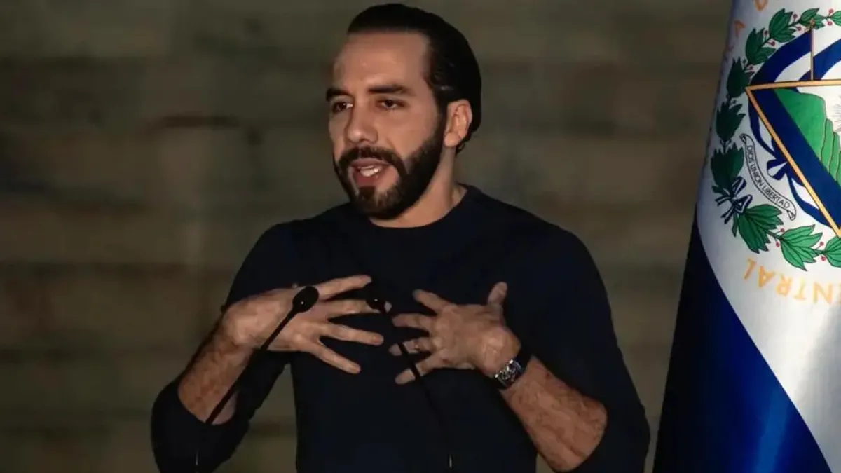 Nuevas leyes en El Salvador generan preocupación por la libertad de prensa y expresión