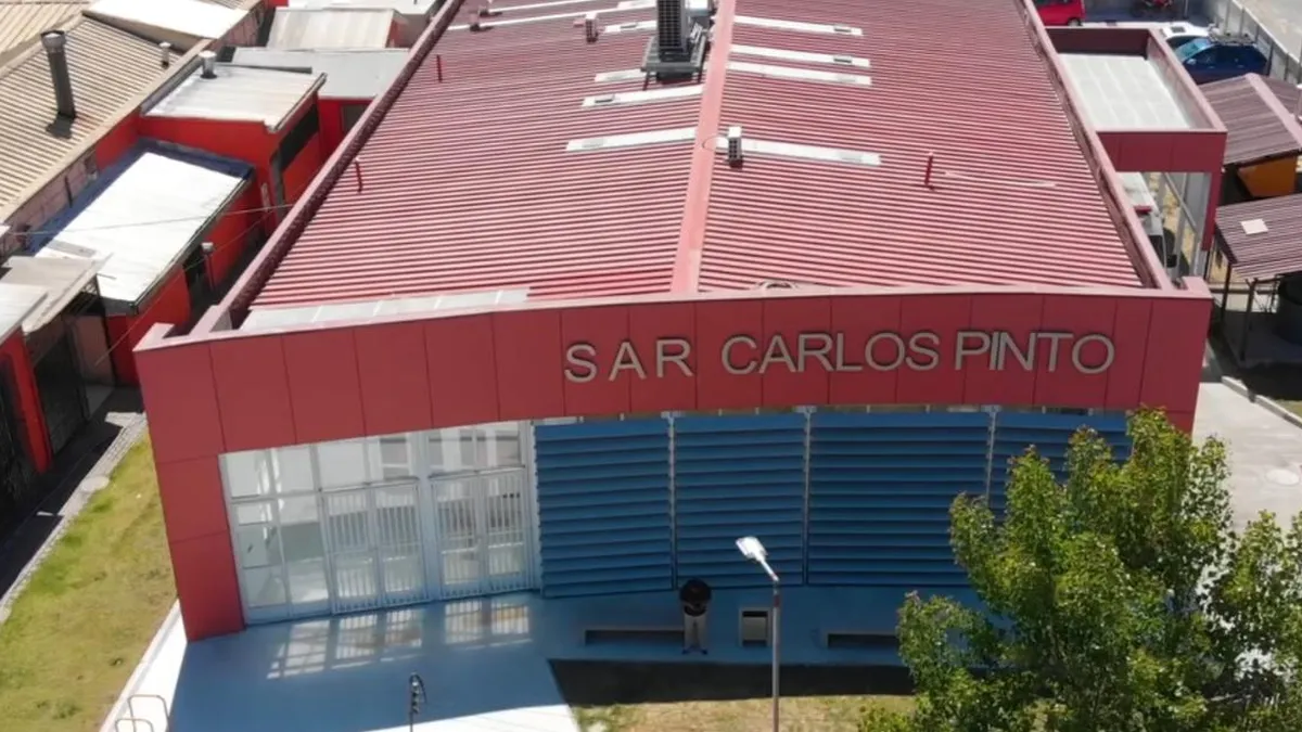 Adolescente de Coronel sufre graves secuelas tras inyección en un SAR, familia denuncia negligencia