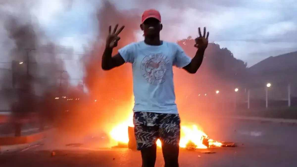 Disturbios tras elecciones en Mozambique dejan al menos 21 muertos y varios heridos.