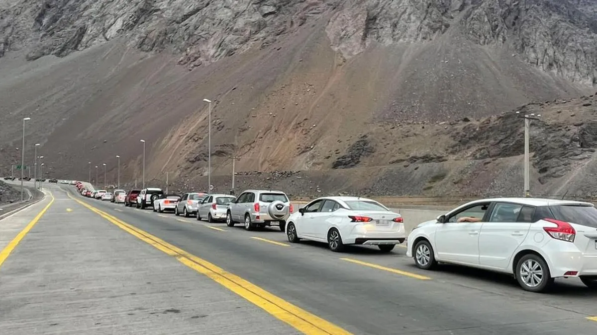 Disminuyen los tiempos de espera en el paso fronterizo Los Libertadores tras masivo ingreso de turistas