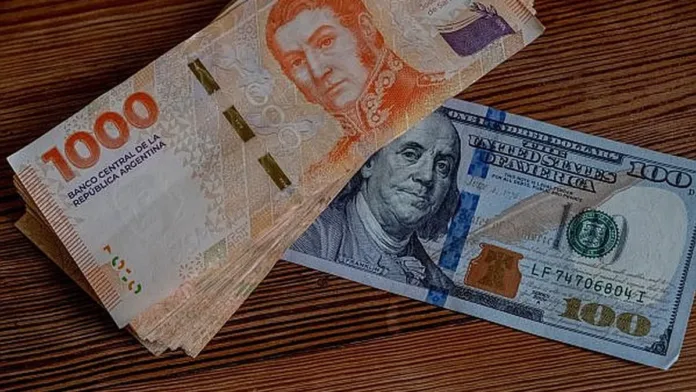 Milei transforma la percepción del dólar en Argentina: un cambio inesperado.