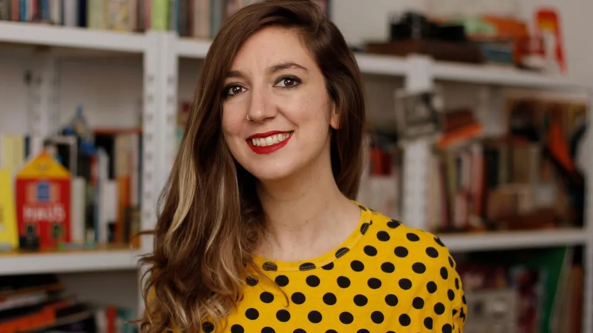 Explorando el proceso de formación de lectores con Mariana Ruiz Johnson.