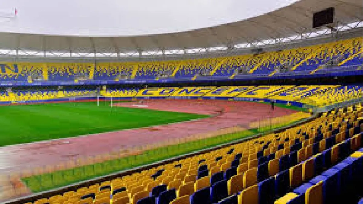 Alcalde de Concepción denuncia amenazas tras polémica por sede de la Supercopa