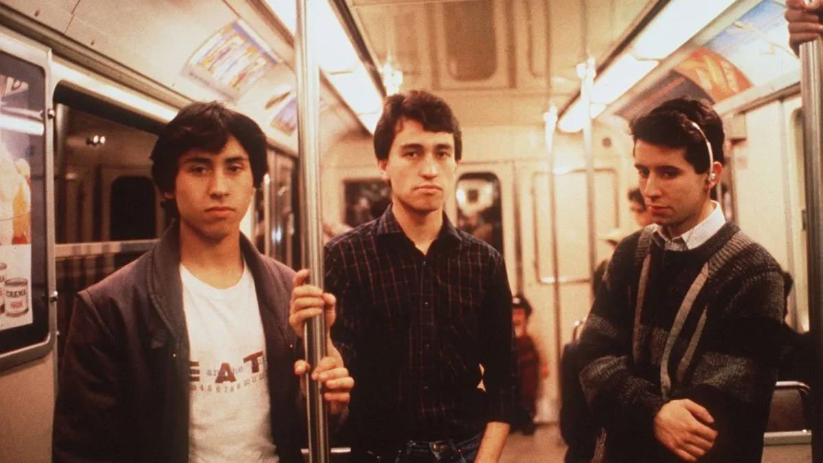 Celebrando 40 años de "La voz de los 80" con cuatro destacados autores.