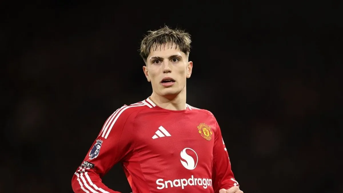 Garnacho en la cuerda floja: Napoli insiste mientras su futuro en el United se complica