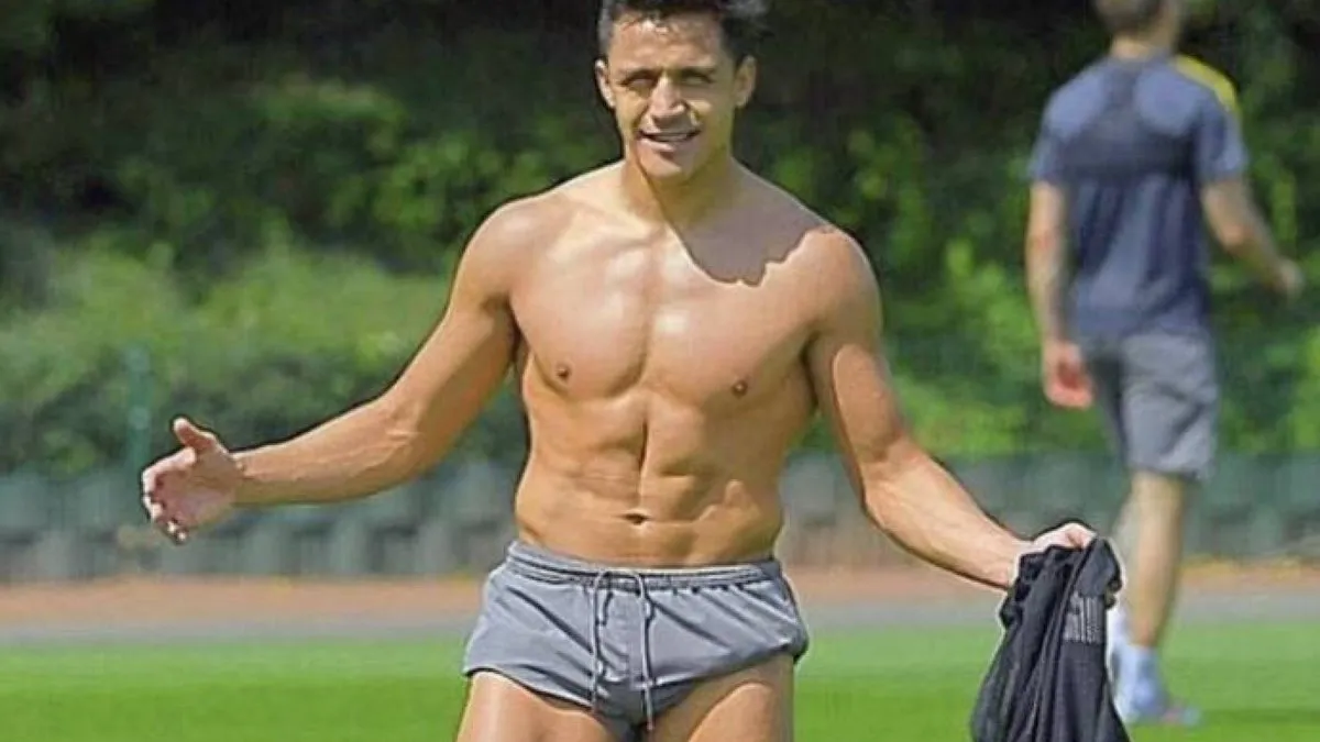 Alexis Sánchez sorprende al ser incluido en el ranking de futbolistas más musculosos del mundo