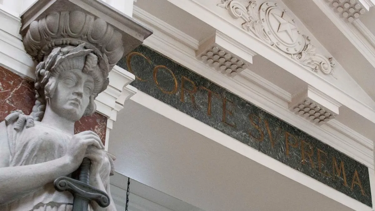 Corte Suprema selecciona candidatos para vacantes de Muñoz y Vivanco.