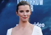 Betty Gilpin: la versátil actriz detrás del éxito de "American Primeval".