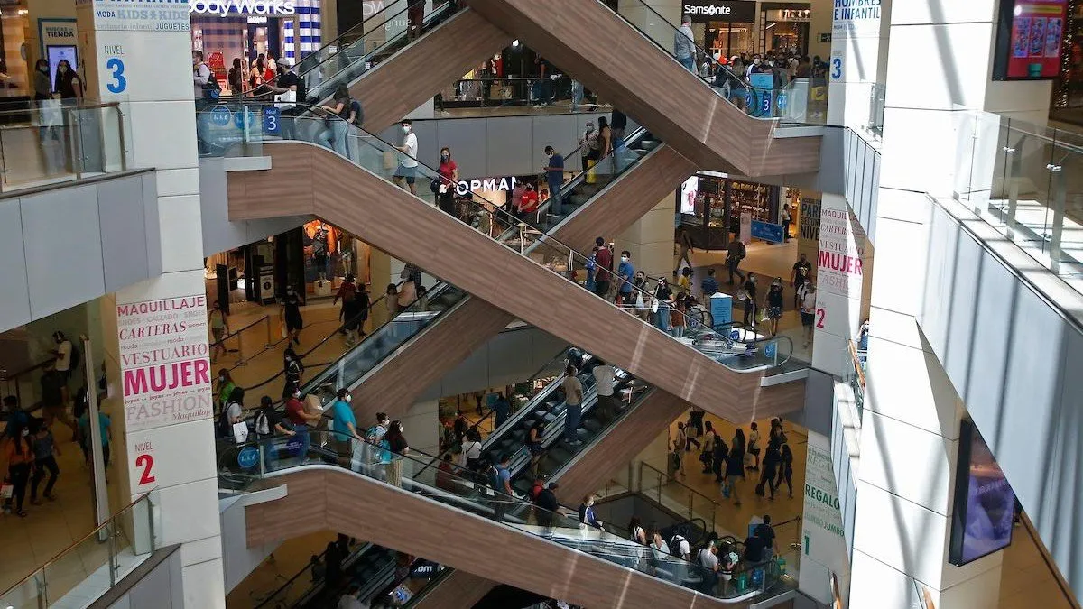 Cencosud anuncia inversión de 610 millones de dólares para expansión y remodelación de centros comerciales en 2025