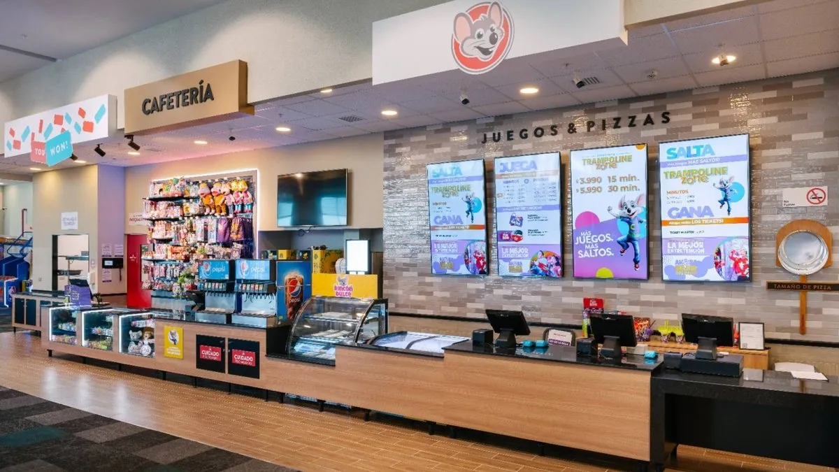 Chuck E. Cheese renueva su icónico local en Cerrillos: ¿qué sorpresas traerá para las familias?