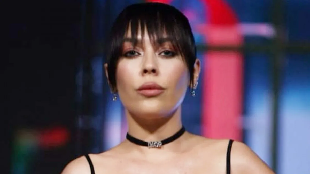 Daniela Aránguiz desata polémica en redes con su nuevo peinado inspirado en Mavis Drácula