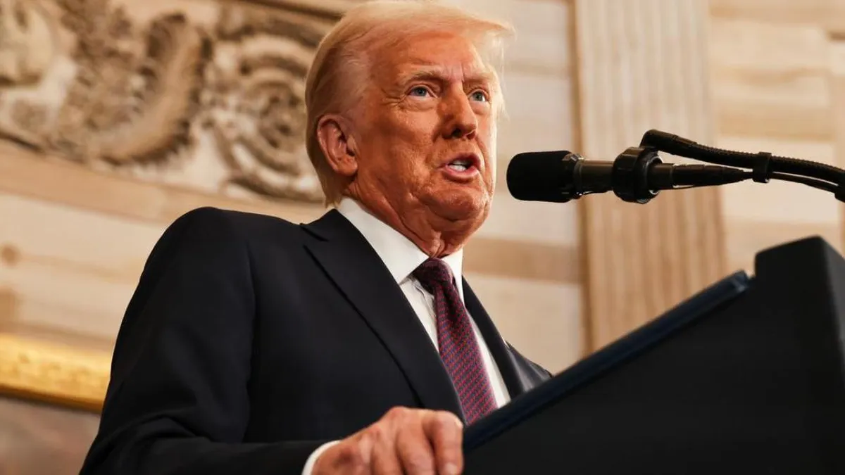 Trump impone aranceles a Colombia tras rechazo de Petro a deportaciones de migrantes