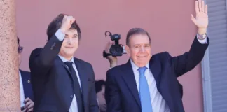 Javier Milei y Edmundo González se reúnen en la Casa Rosada para dialogar.