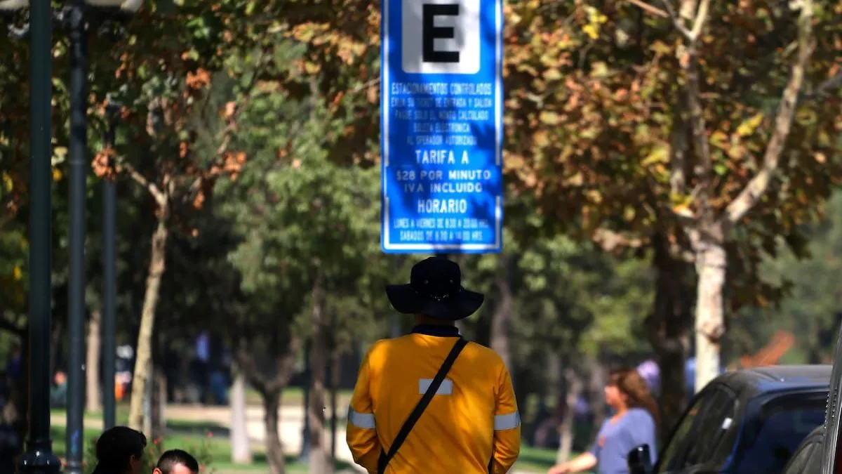 Ñuñoa implementará parquímetros para combatir el estacionamiento ilegal: ¿cuáles serán las zonas afectadas?