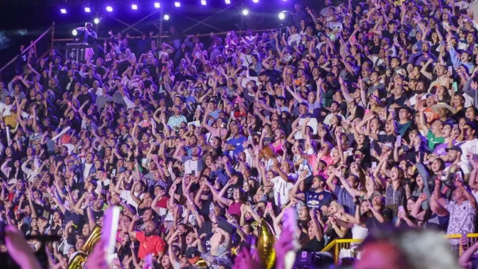 La segunda noche del Festival de Olmué cautivó con su gran sintonía y talento.