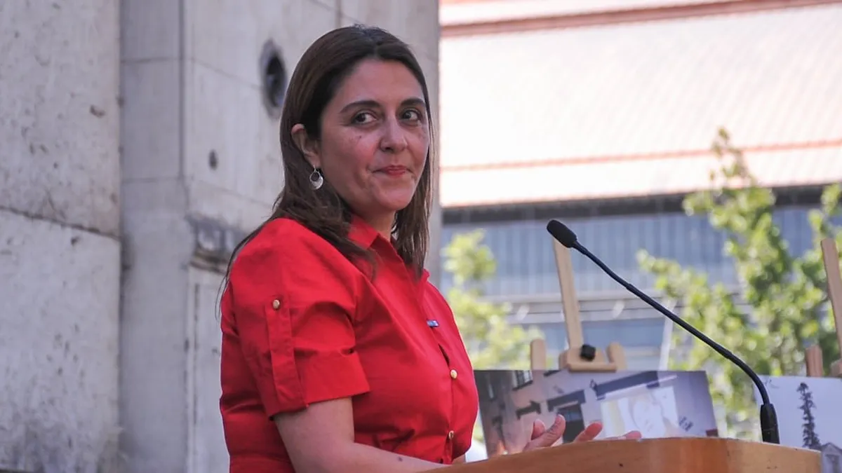 Gabriel Boric solicita renuncia de ministra tras polémica por compra de casa de Allende