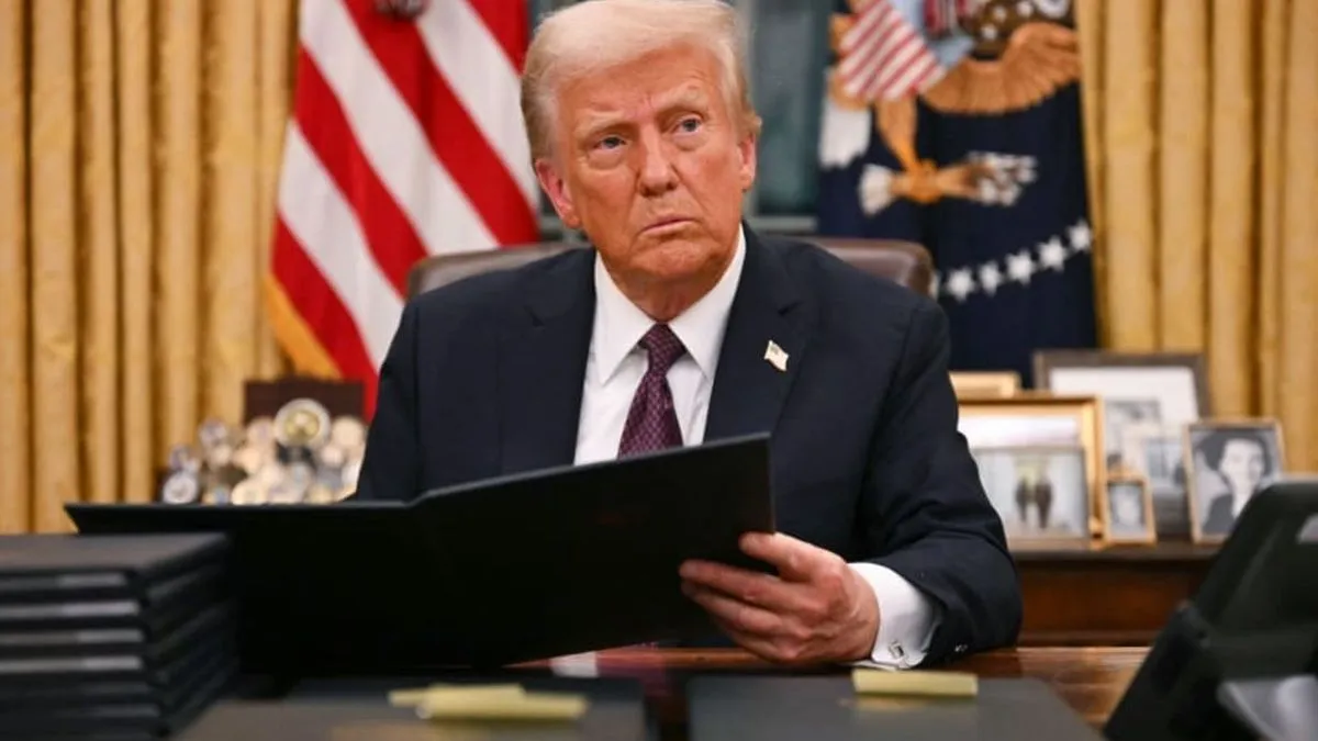 Tensión entre Petro y Trump: EE.UU. sanciona a Colombia por deportación de migrantes.