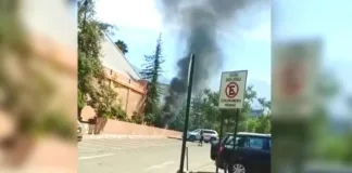 Incendio en estacionamiento de la Iglesia Santa Úrsula