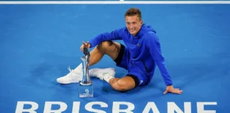 Nicolás Jarry se corona campeón en Brisbane tras dos retiros de sus oponentes.