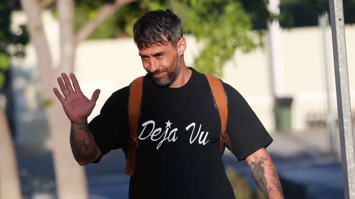 Jorge Valdivia recupera su libertad tras revocación de prisión preventiva en caso de delitos sexuales