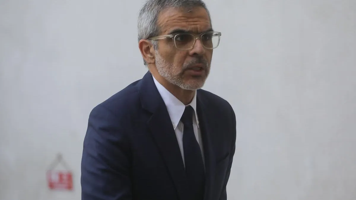 Ministro del Interior revela detalles sobre la adquisición de viviendas de expresidentes chilenos