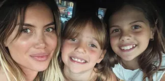 Wanda Nara disfruta de una tarde de cine con sus hijas y deliciosos pochoclos.