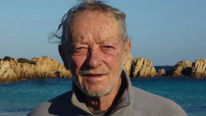 Fallece el 'Robinson Crusoe' italiano tras 30 años de vida solitaria en una isla.