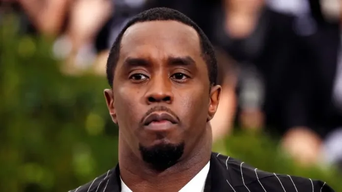 Ex de Diddy revela que usó una botella de aceite para bebé en menos de 5 minutos.