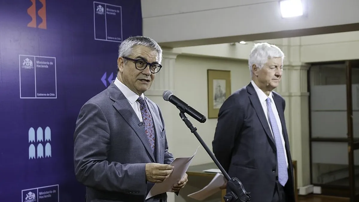 ¿Se postergará la reforma al impuesto a la renta? Legisladores esperan novedades antes del receso legislativo