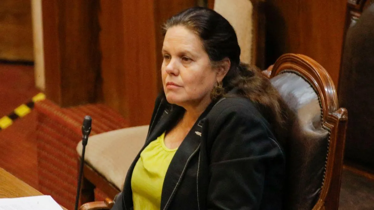 El gobierno admite error en compra de casa de Allende