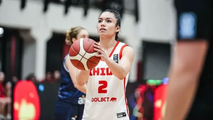 Javiera Campos inicia su segunda aventura en el básquetbol internacional.