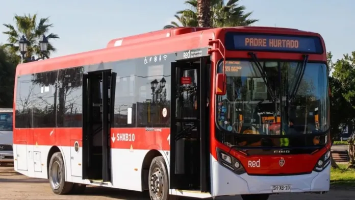 Nuevo sistema de televigilancia en 1.600 buses RED Movilidad: seguridad mejorada.