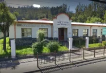 Profesores denuncian agresión de un niño de 10 años; colegio lo expulsa bajo Ley Aula Segura.