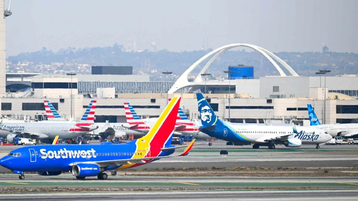 Un avión con 10 personas desaparece en Alaska